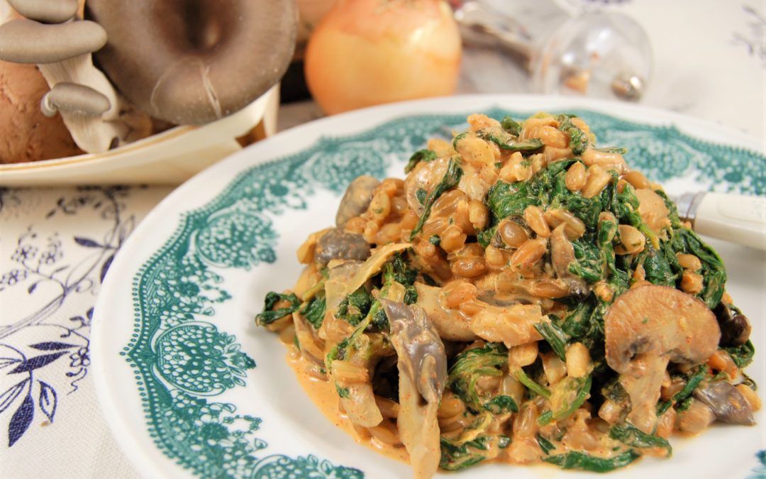 GRÜNKERN MIT PILZEN UND SPINAT