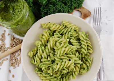 GRÜNKOHL-PESTO